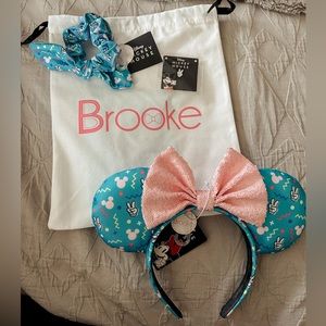 BBBrooke 90s mix - ears, bunchie and band button